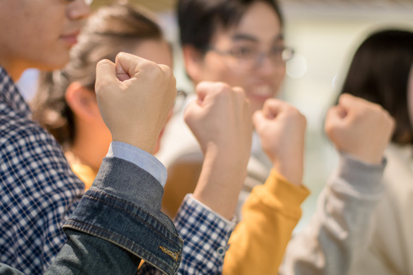 开云体育-澳洲球队教练试图鼓舞队员士气，备战下轮对手