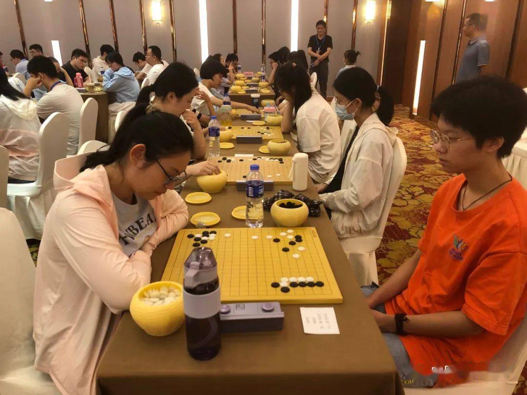 围棋热身赛落败，球队备战杯赛