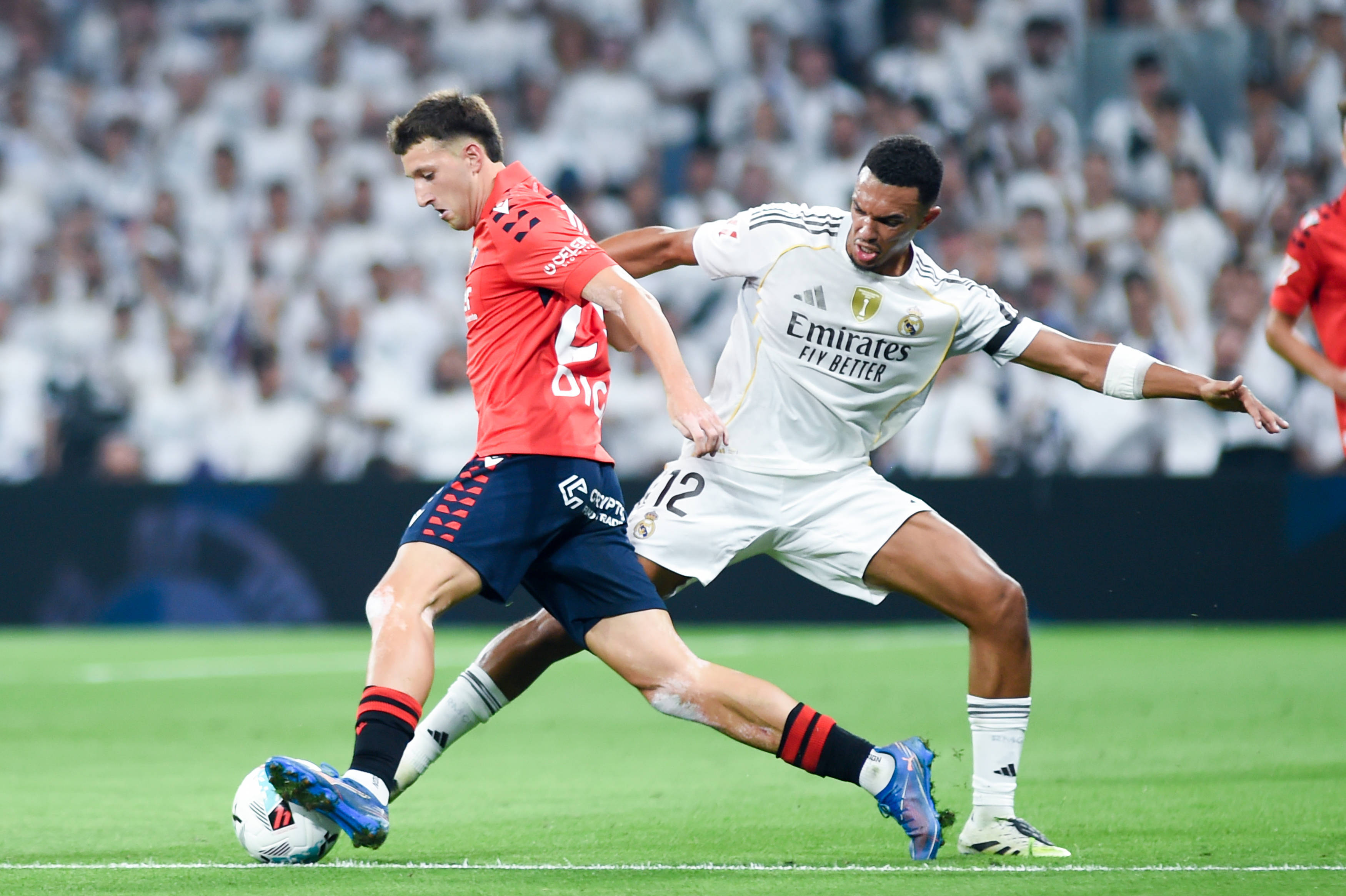 开云体育亚洲官网-奥萨苏纳球员在比赛中展现出色实力