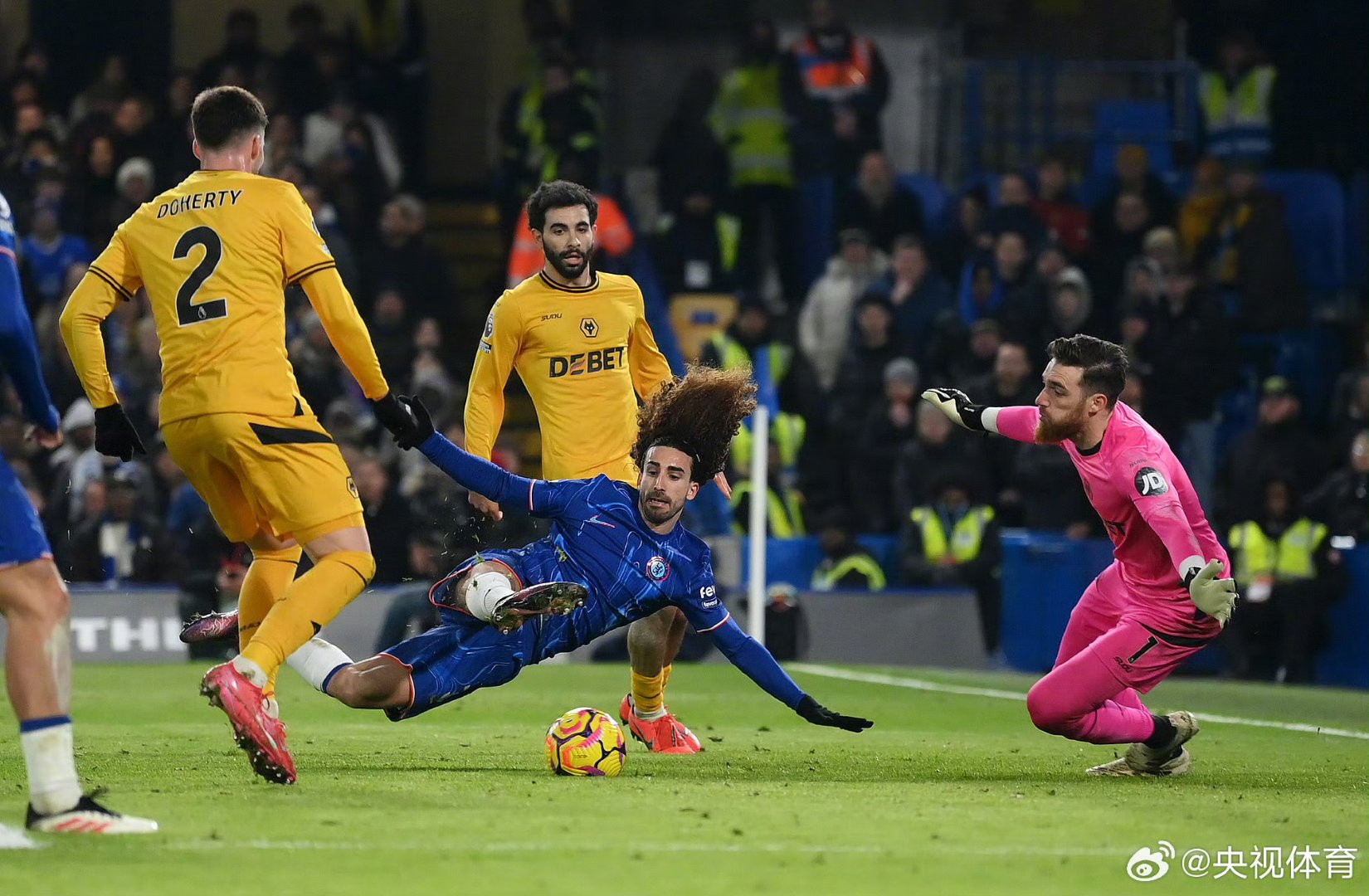 开云体育登录-切尔西客场逆转，继续保持不败纪录