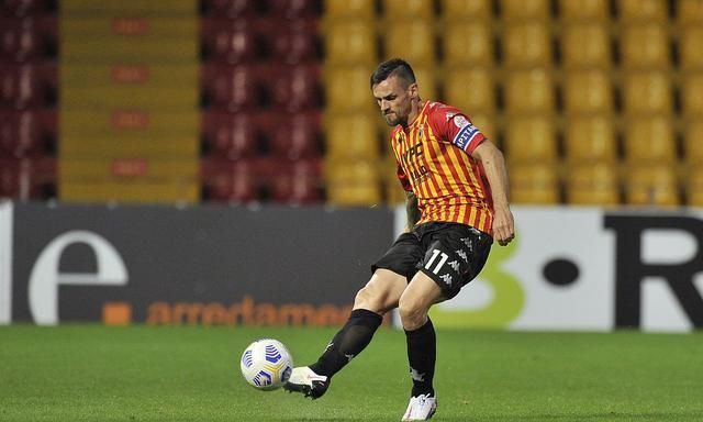 关于贝内文托击败博洛尼亚，稳坐中游位置的信息