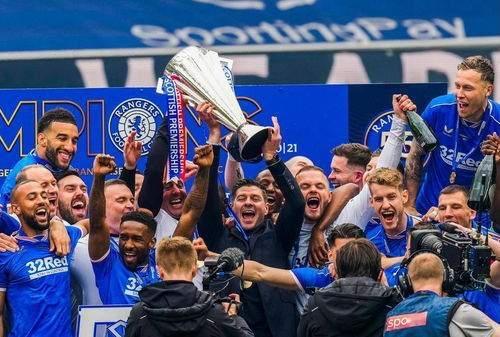 开云体育官网-欧锦赛强强对决谁能脱颖而出，胜者晋级