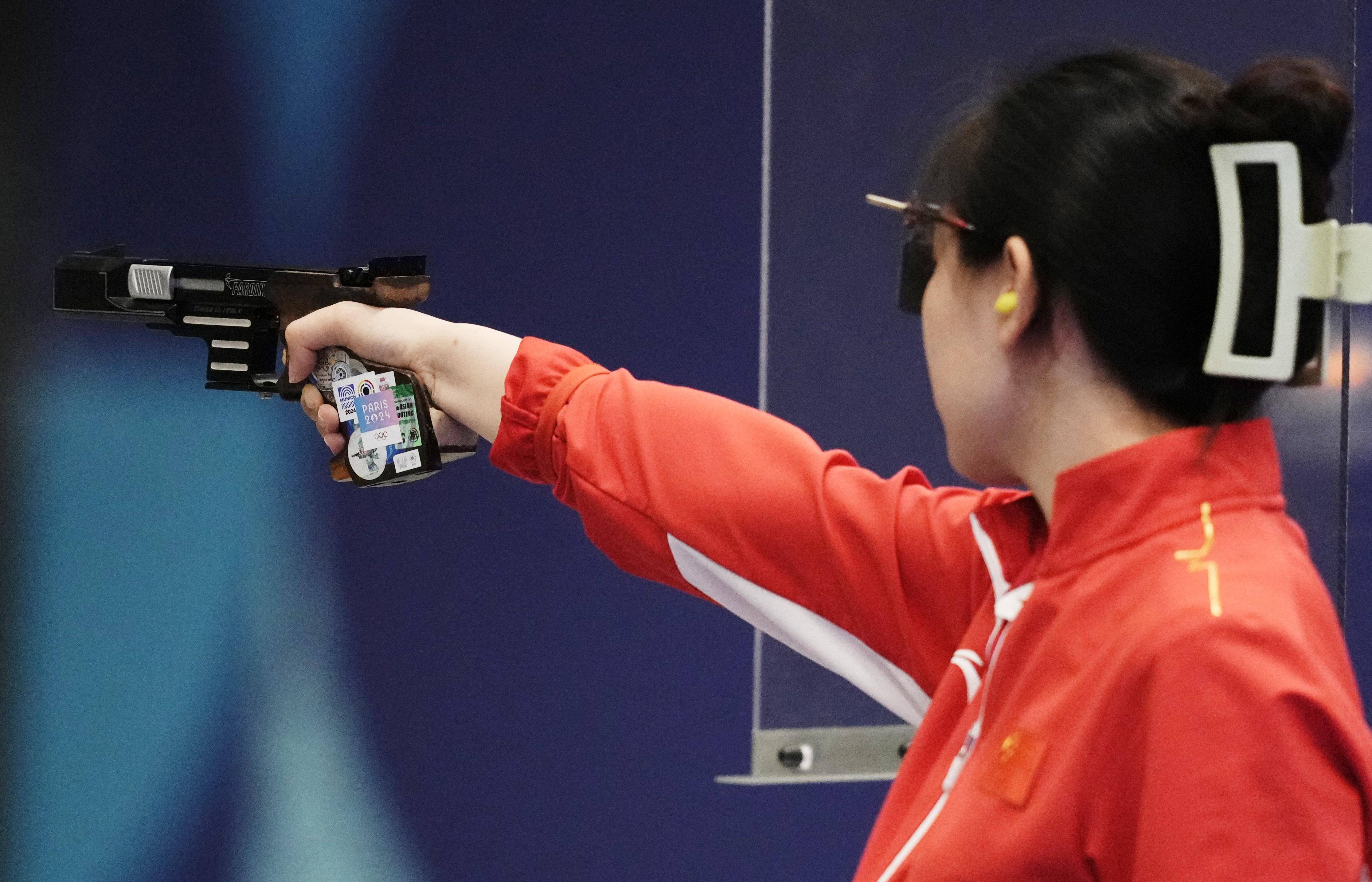 射击比赛中，捷克选手发挥出色夺冠