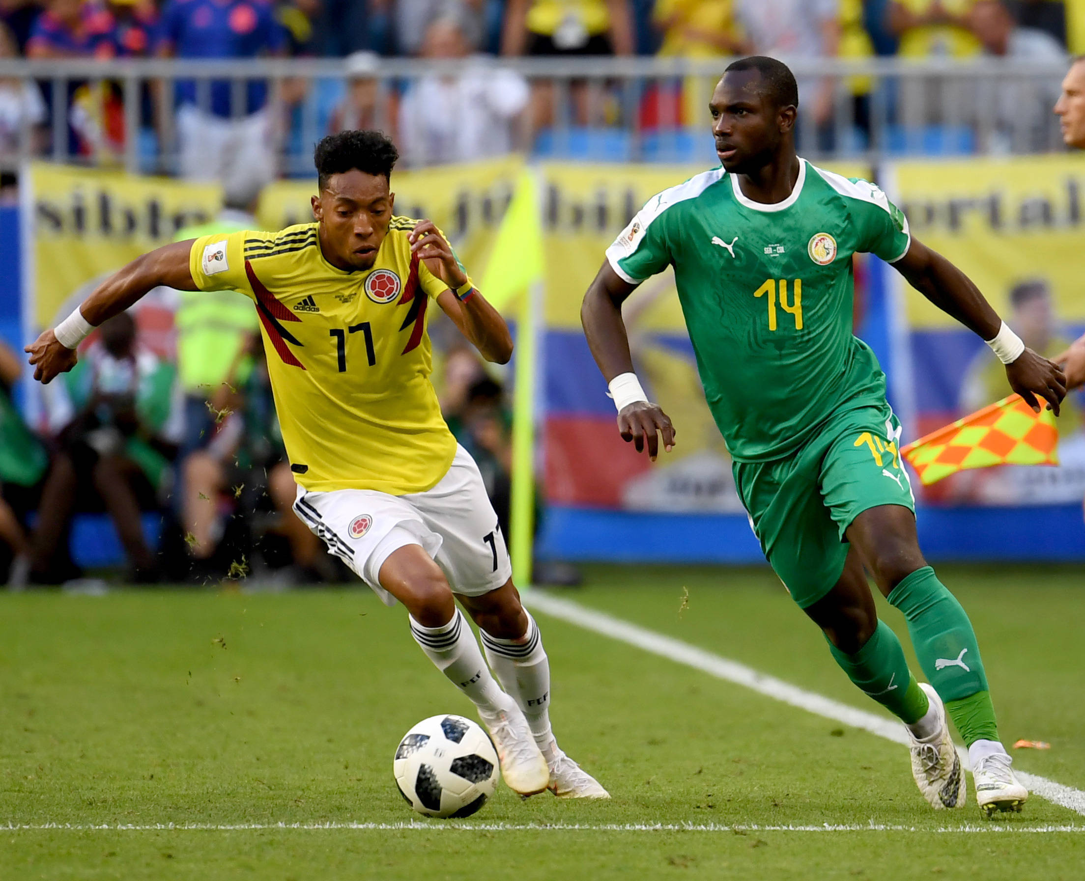 荷兰队成功晋级国际足球比赛