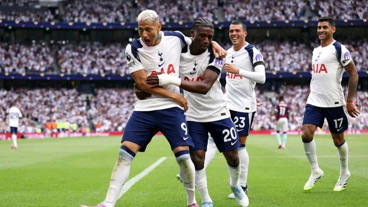 开云体育官网-包含热刺再遭溃败，英超前途凶险莫测的词条