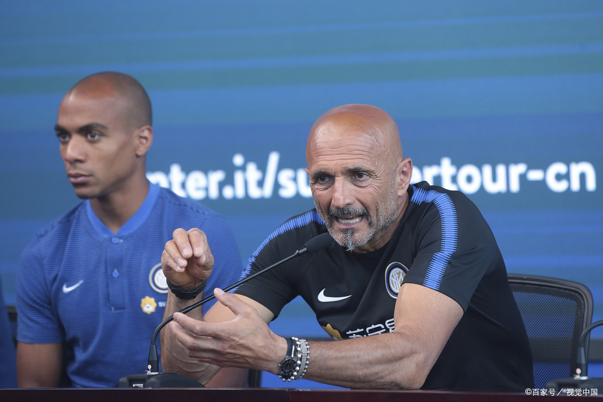 关于意甲联盟重罚球队教练组，决定激起争议的信息